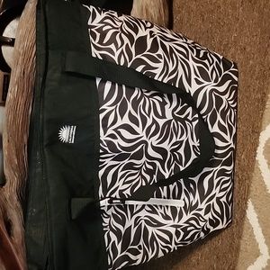 California Innovations large cooler bag. Black and white. Used but nice